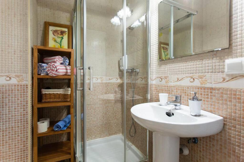 Cheap & Chic In The Center Of Sevilla المظهر الخارجي الصورة